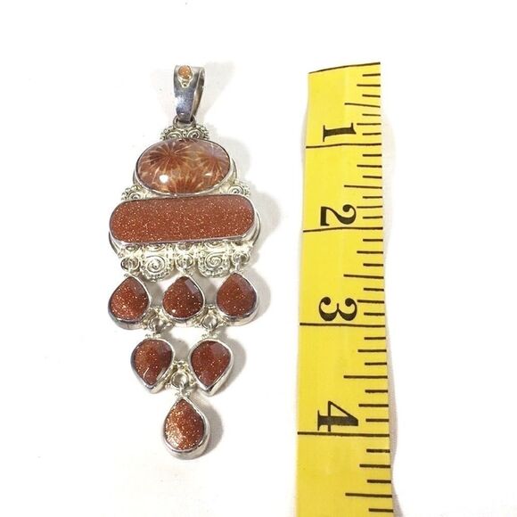 LARGE Sajen Offerings sandstone druzy pendant - Picture 3 of 4